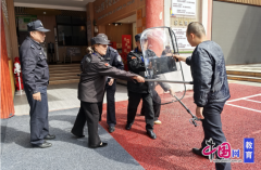 长儿园教职工开展最小应急单位专项培训